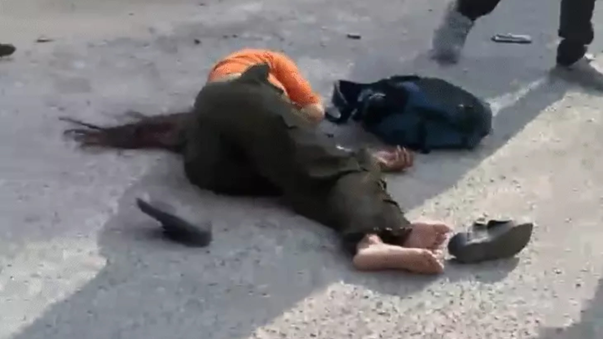 Treacherous husband's horrific act: Shot bullets on wife's face, pointed pistol at police