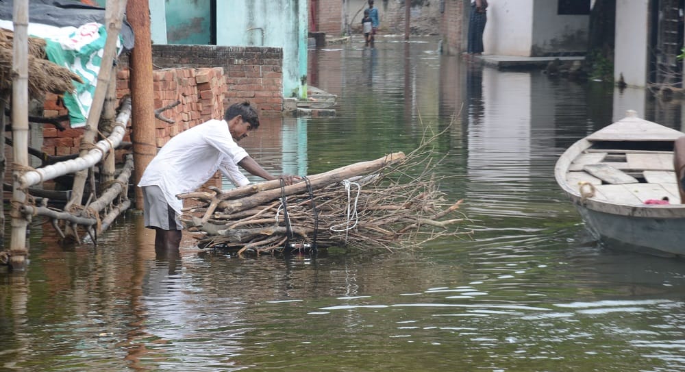 Kanpur Flood Infestation of mosquitoes along with insects fever patients increased waterlogging in villages