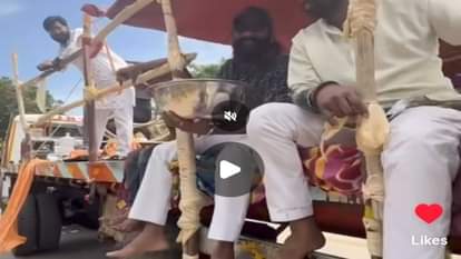 Man Giving Snake As A Prasad See Viral Shocking Video