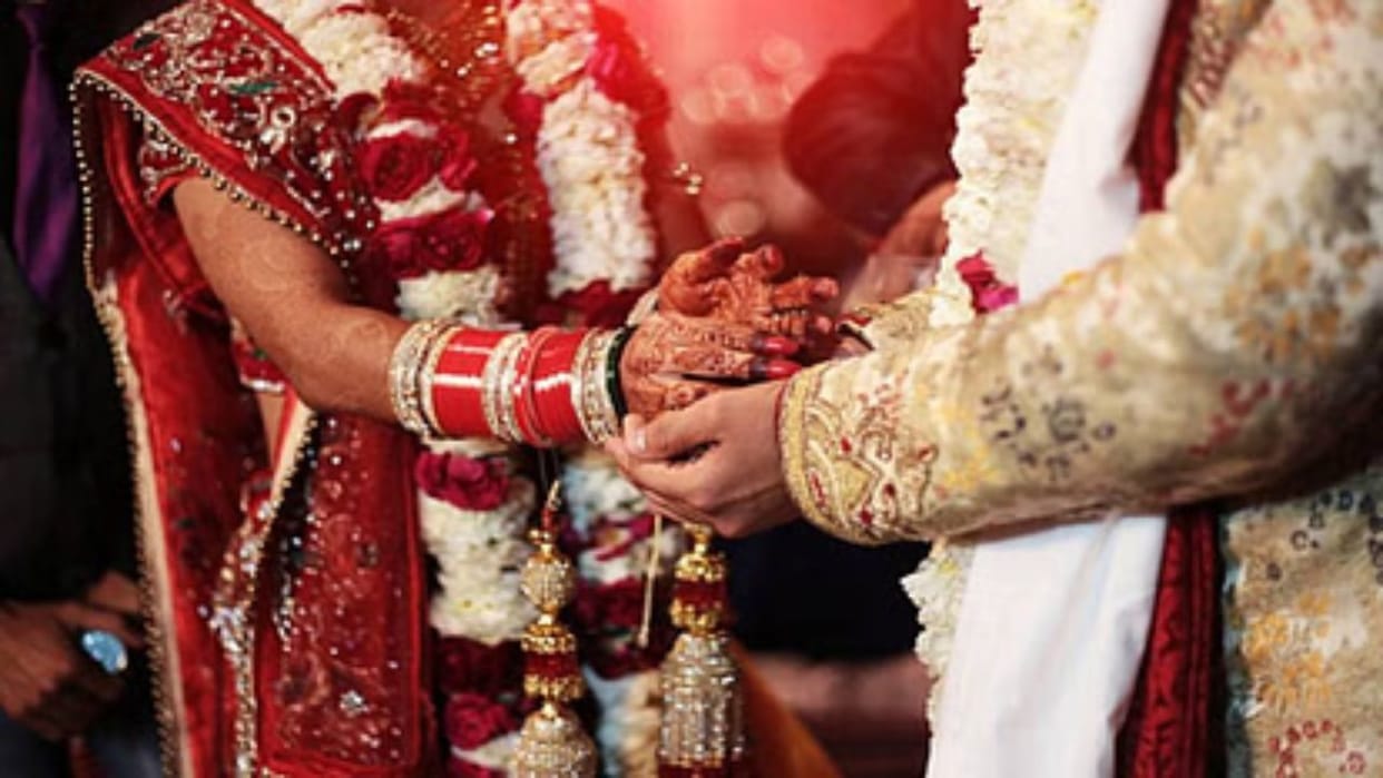 Rakesh of Hamirpur got married twice was cheated both the times was duped of about 8 lakh rupees