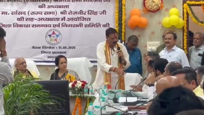 mla clash in mathura disha meeting hema malini intervenes viral news