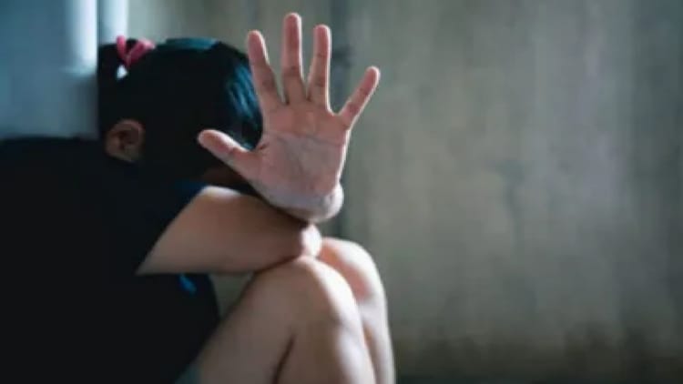 खाकी हुई दागदार: सीएएफ के जवान ने महिला का बनाया अश्लील वीडियो, फिर धमकी देकर कई बार किया दुष्कर्म, गिरफ्तार