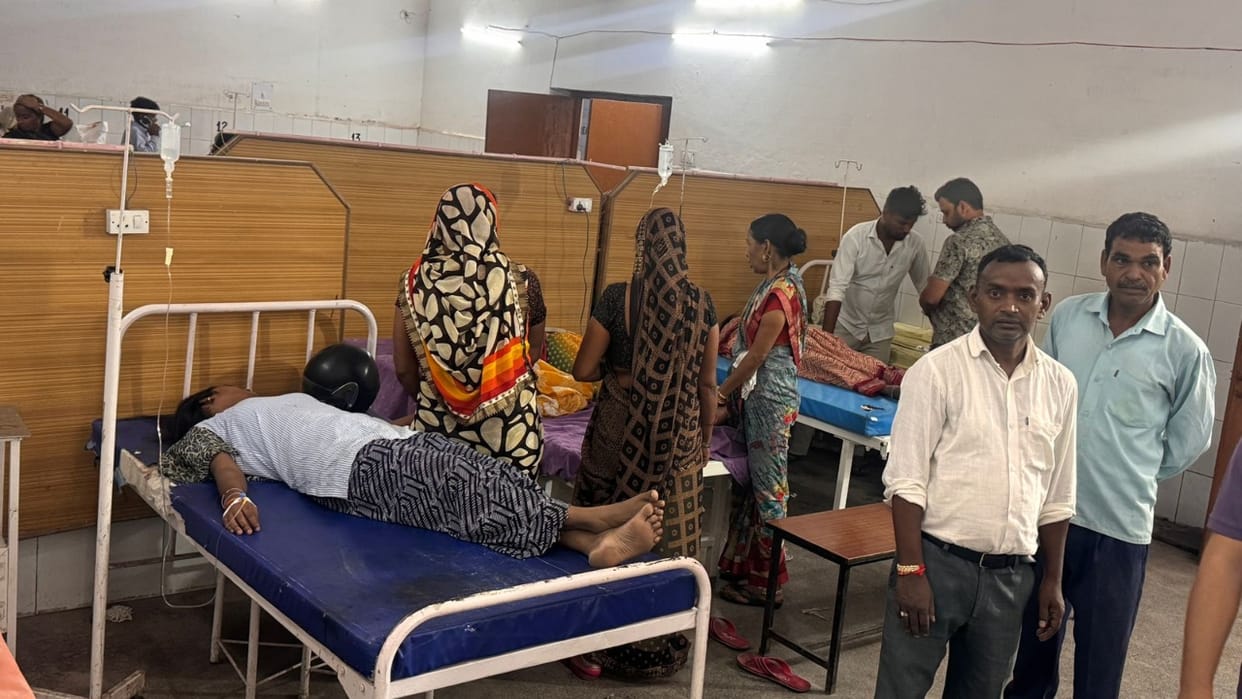 Six members of a family got food poisoning after eating Parora vegetable in Pilibhit