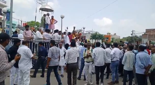 Fatehpur Sardar Sena protests in Ajrauli case Collectorate premises converted into cantonment