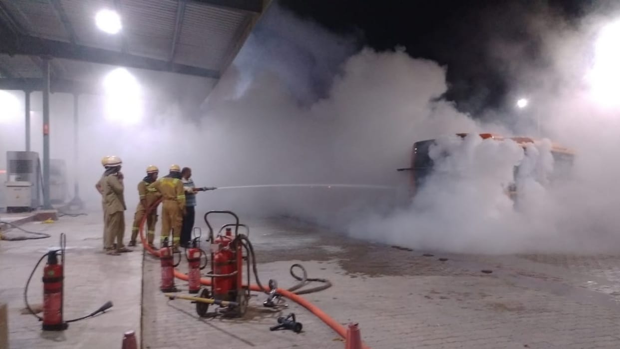 Electric bus caught fire due to short circuit, operation of other buses could start after one and a half hour