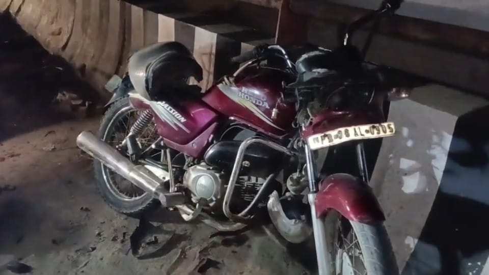 High speed truck crushes bike rider on DAV flyover  Jalandhar