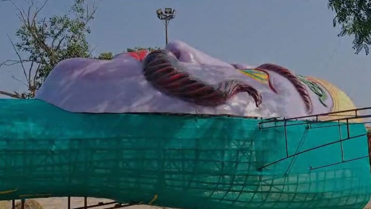 Rajasthan News: Kota Dussehra 215-Foot Tall 12-Ton Iron Ravana Effigy with Remote-Controlled Burn