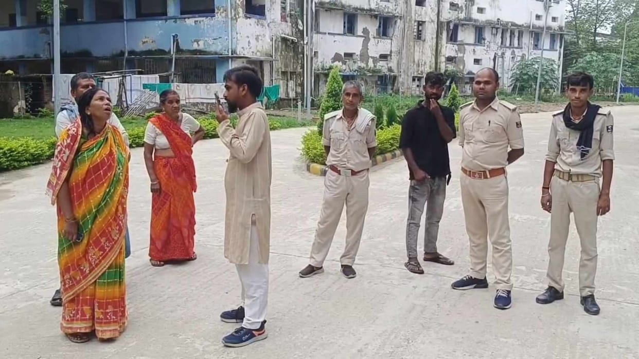 Teen dies in road accident in Nalanda, friend seriously injured