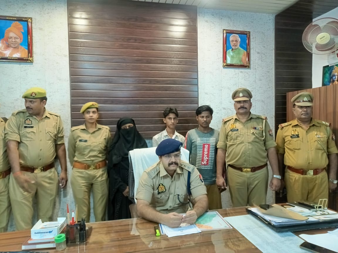 Ambedkarnagar: Wife along with two brothers strangled her husband to death.