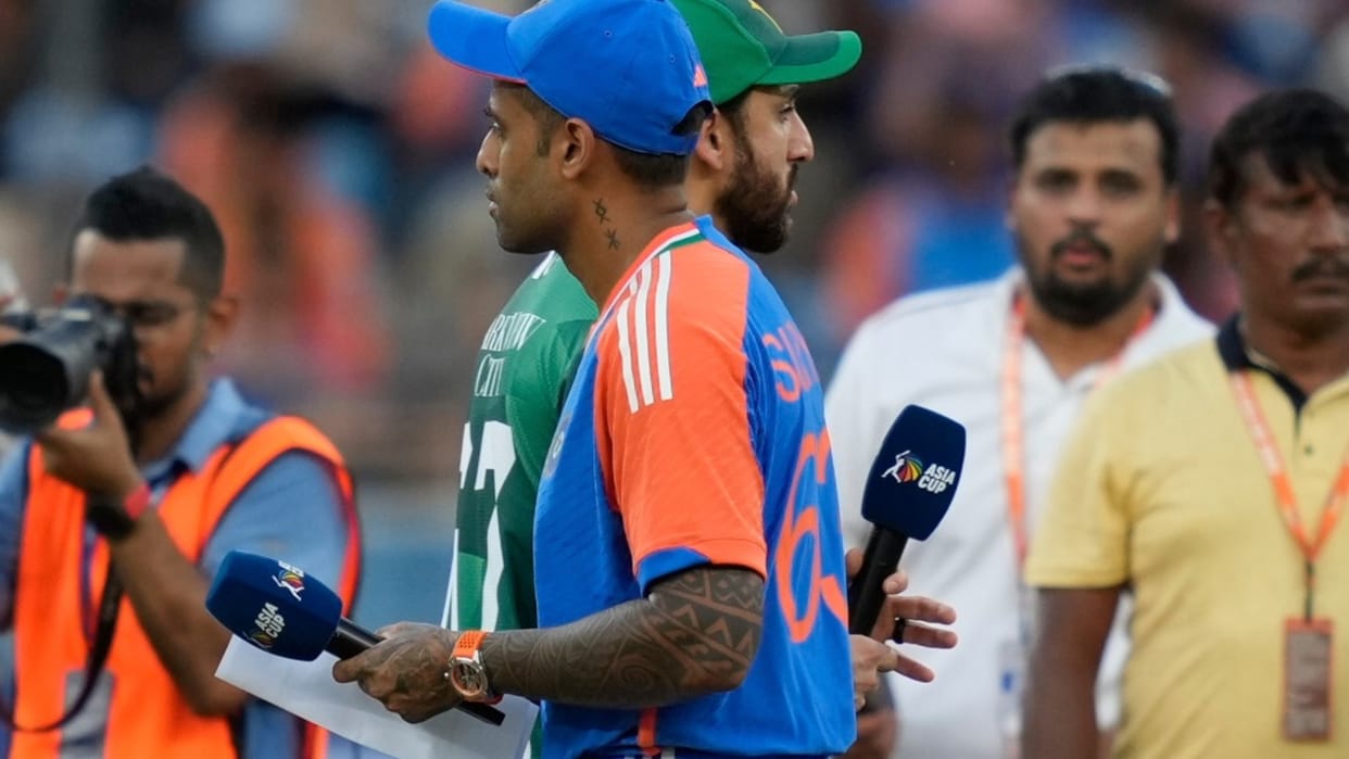 Asia Cup IND vs PAK: No Handshake Suryakumar with Salman Agha India vs Pakistan Match