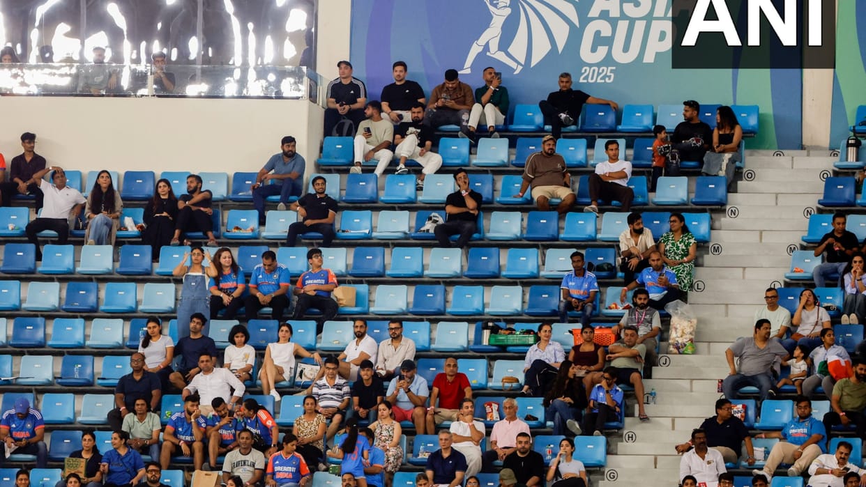 IND vs PAK: Was the stadium empty during the India-Pakistan match Claims see viral photos
