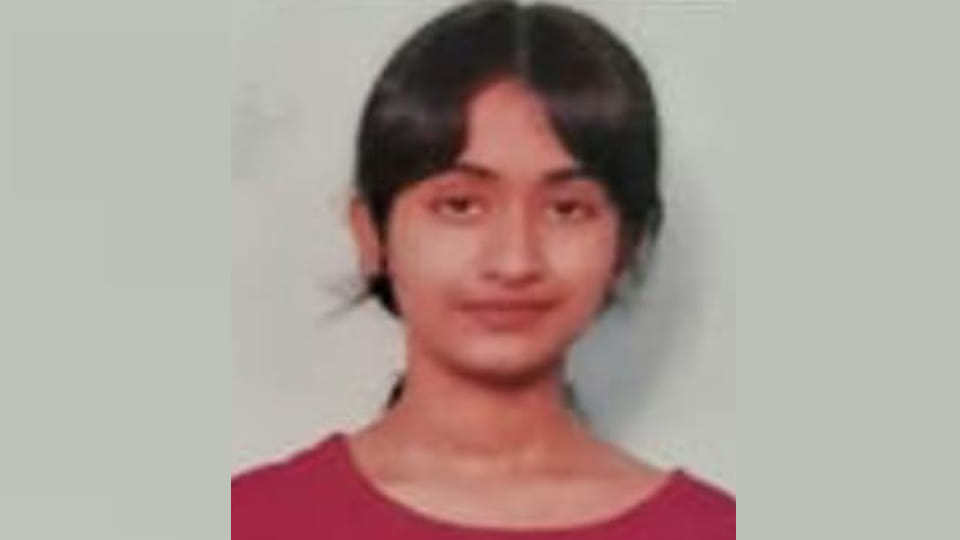 Kanpur: Student studying radiology in MLA's hostel hanged herself to death