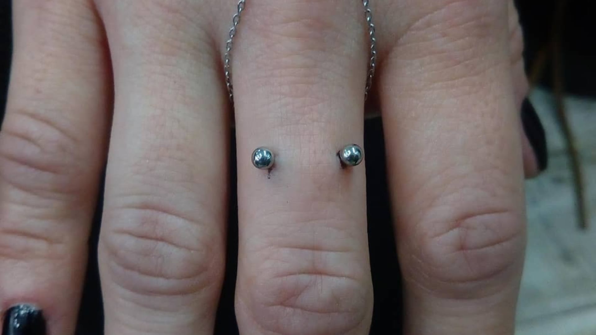 what is finger piercing side effect of finger piercing in hindi