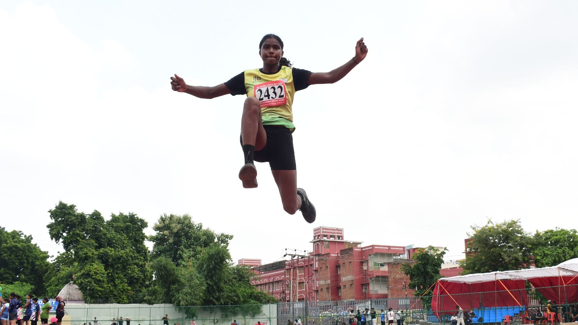Sports News Athletic meet 5 thousand players from 1240 schools showed their talent strength in high jump