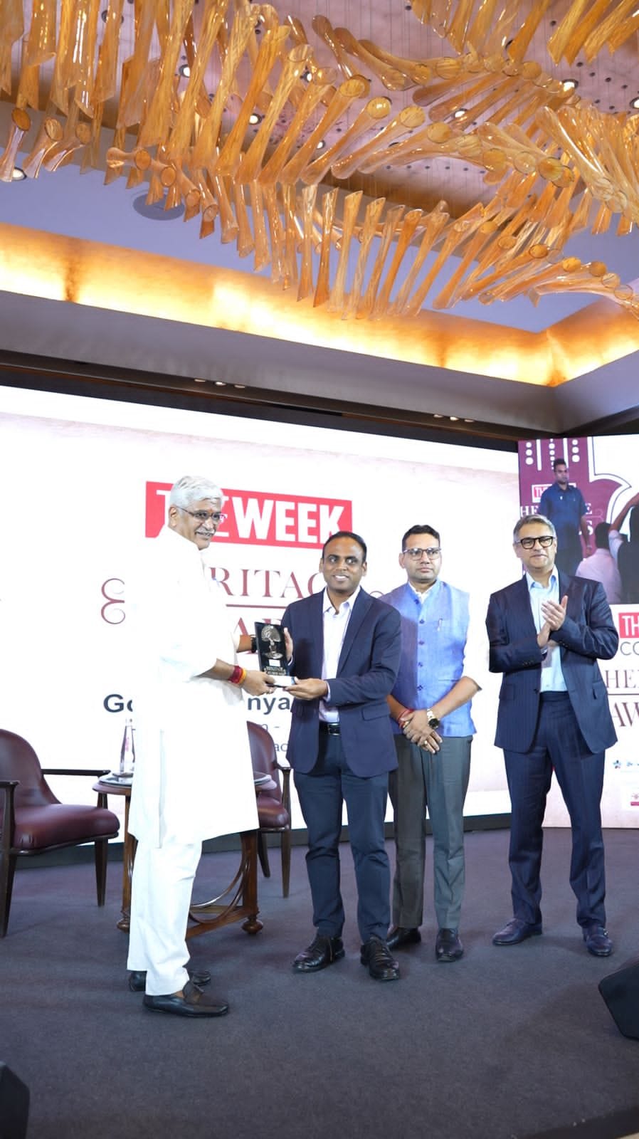 MP news: Madhya Pradesh honored with 'Heritage Tourism-Best State' award, received 'Golden Banyan Award'