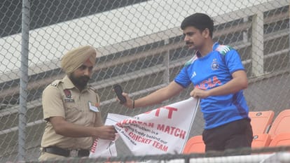 India-Australia women match at New Chandigarh Stadium boy show banner boycott of India-Pak match