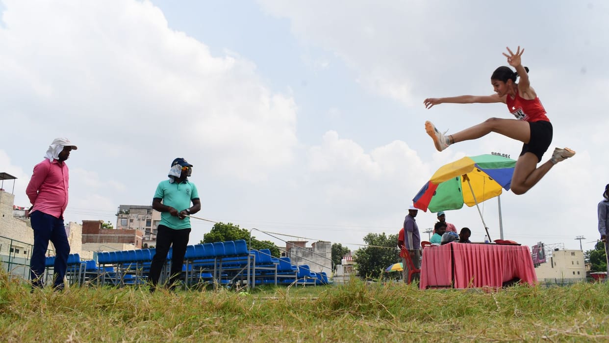 Sports News Athletic meet 5 thousand players from 1240 schools showed their talent strength in high jump