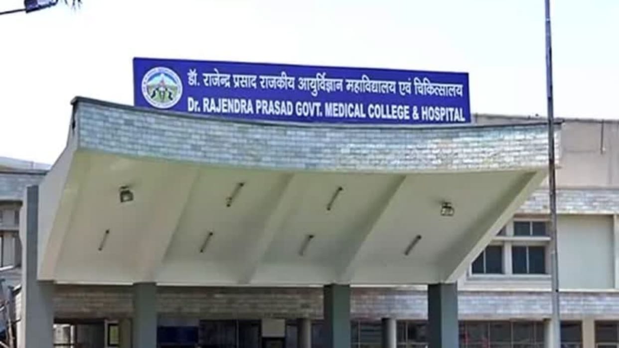 Himachal News Robotic surgery will be done every Friday and Saturday in Tanda know its benefits