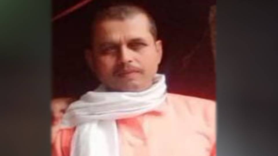 man died who injured in fight during drinking alcohol in Lucknow police registered case and searching accused