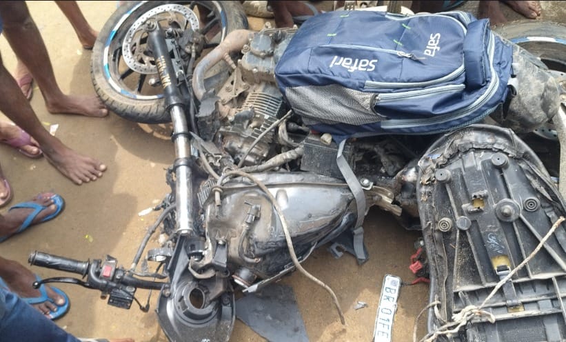 Bihar Patna News Horrible accident in Dulhin Bazaar, truck ran over bike rider – died on the spot