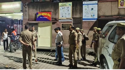 jaunpur road accident : 50 devotees sleeping soundly at night due to fatigue they woke up screaming