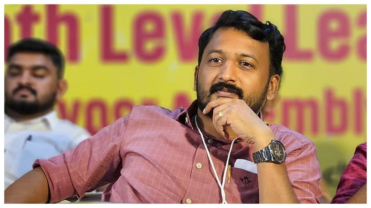 kerala congress Rahul Mamkootathil makes first public appearance after suspension