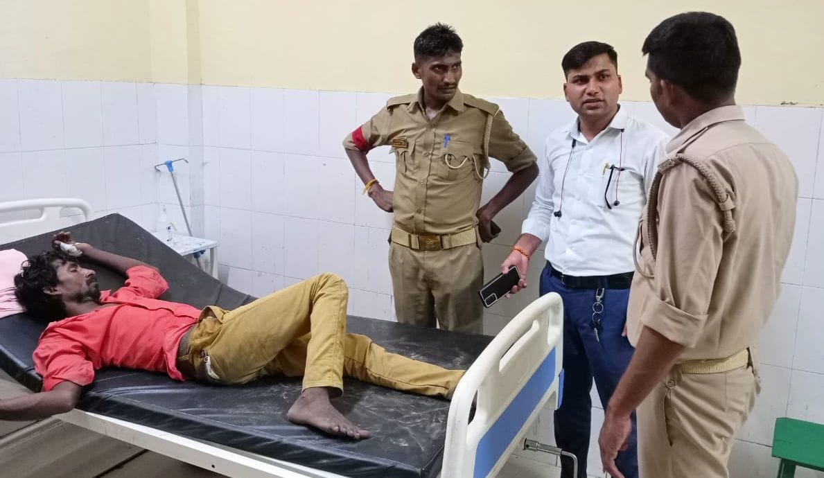 Three members of family including mother and son became victims of poisoning in Kalindi Express