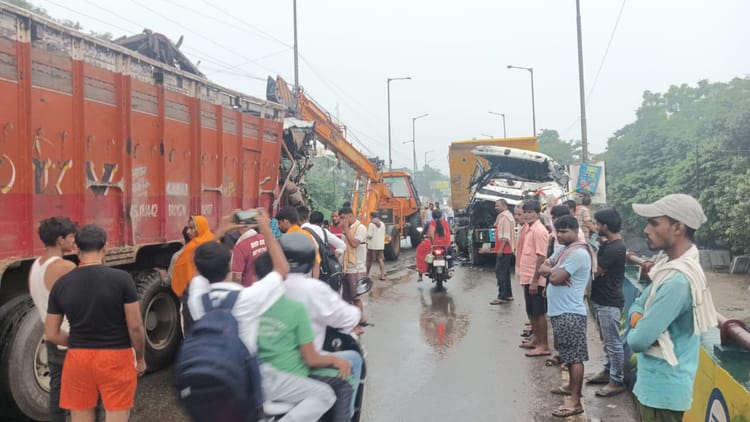 Bihar News: पटना में तेज रफ्तार ट्रक ने युवक को कुचला, मौत के विरोध में बिहटा-आरा हाईवे पर लोगों ने किया बवाल