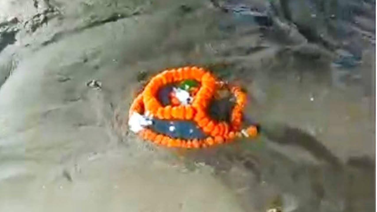 Dehradun Cloudburst Tamsa river havoc in Tapkeshwar Mahadev temple Shiva idol was washed away Photos