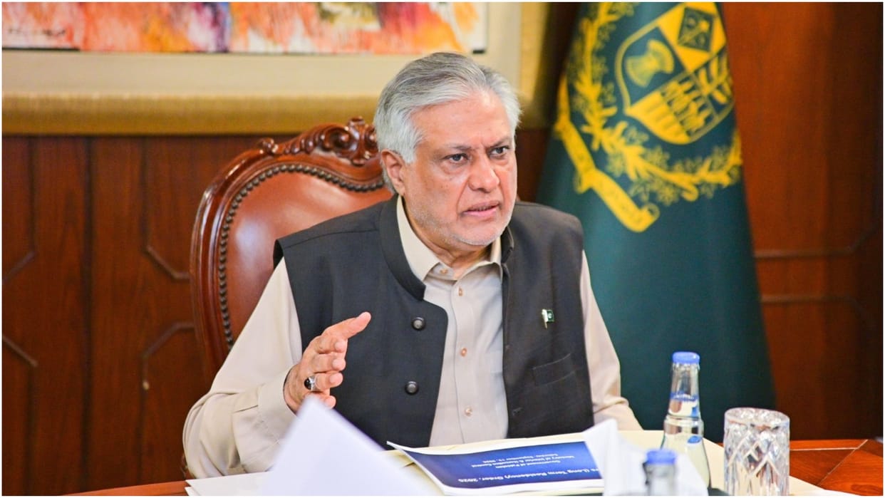 Pakistan's Foreign Minister Ishaq Dar India ceasefire talks donald trump