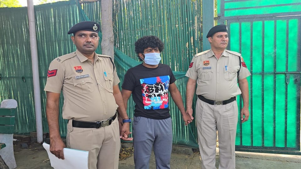 Wrestler Vishal arrested in Jhajjar in weapon case