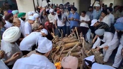 Funeral of former MP Mohinder Singh KP son in Jalandhar