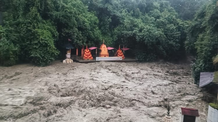 तमसा के रौद्र रूप ने टपकेश्वर में मचाया कहर: शिव की मूर्ति बही...कम हुआ जलस्तर तो तबाही का मंजर देख कांपे लोग