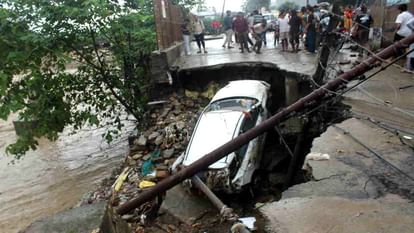 Cloudburst In Dehradun Sahastradhara Flood after Heavy Rainfall See disaster Painful pictures