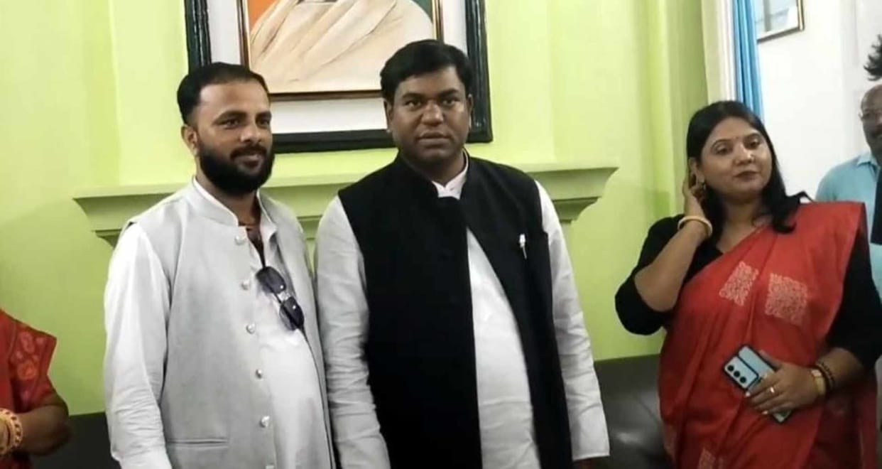 mukesh sahani vip party targets 243 seats vows to defeat traitors in election