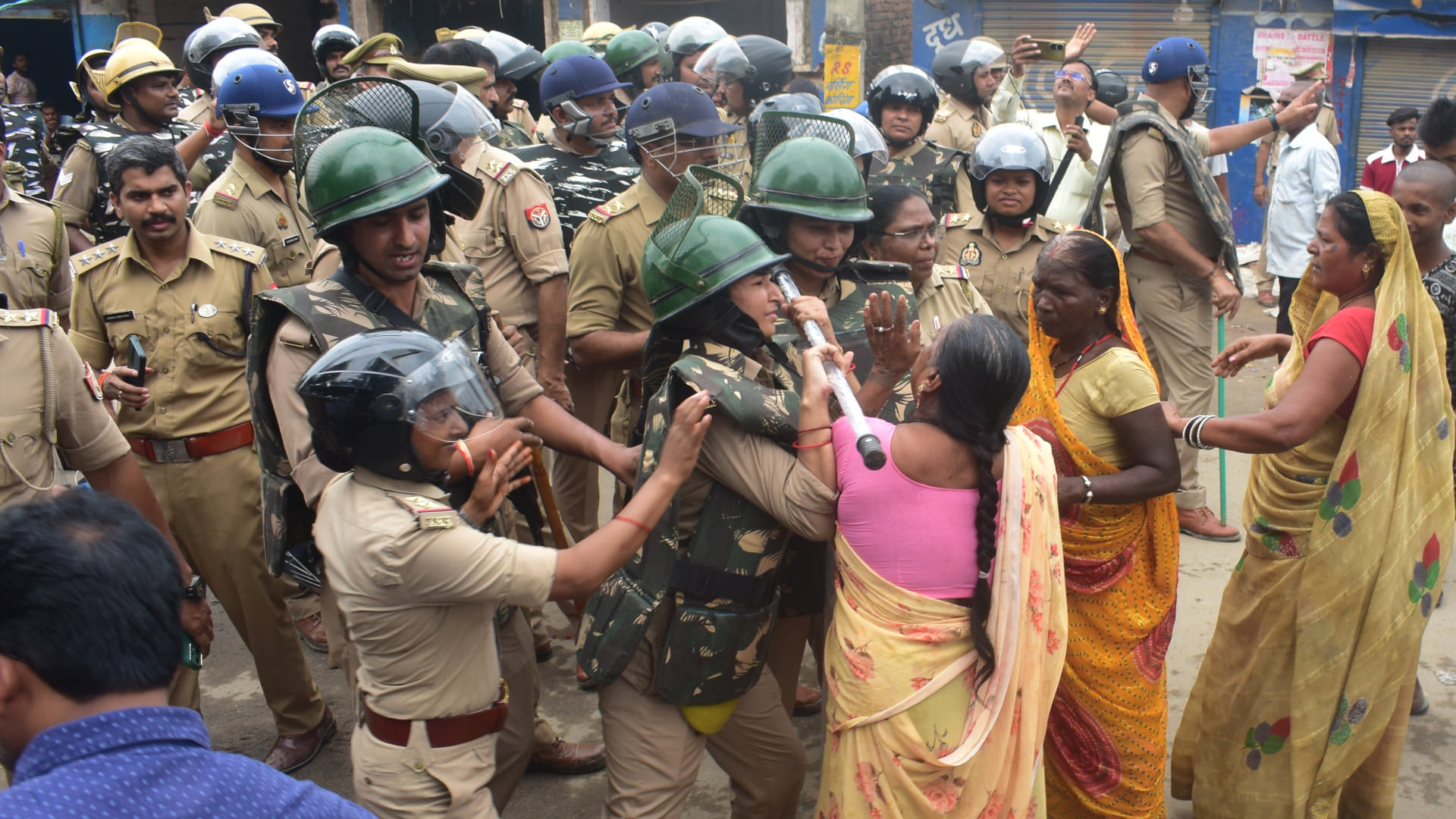 Gorakhpur Student murder Five-hour protest police pelted with stones three times Villagers anger see photos