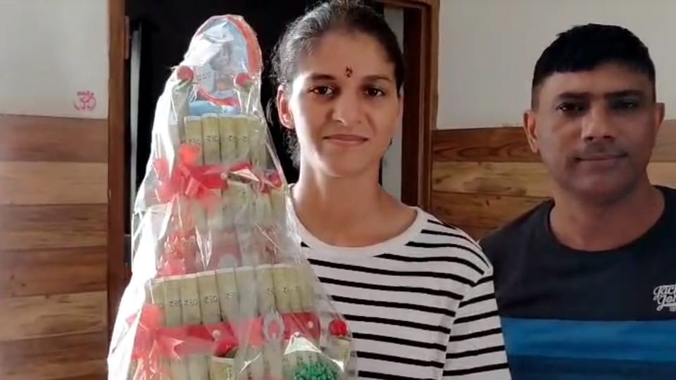 World Boxing Championship gold medallist Jasmine returns home