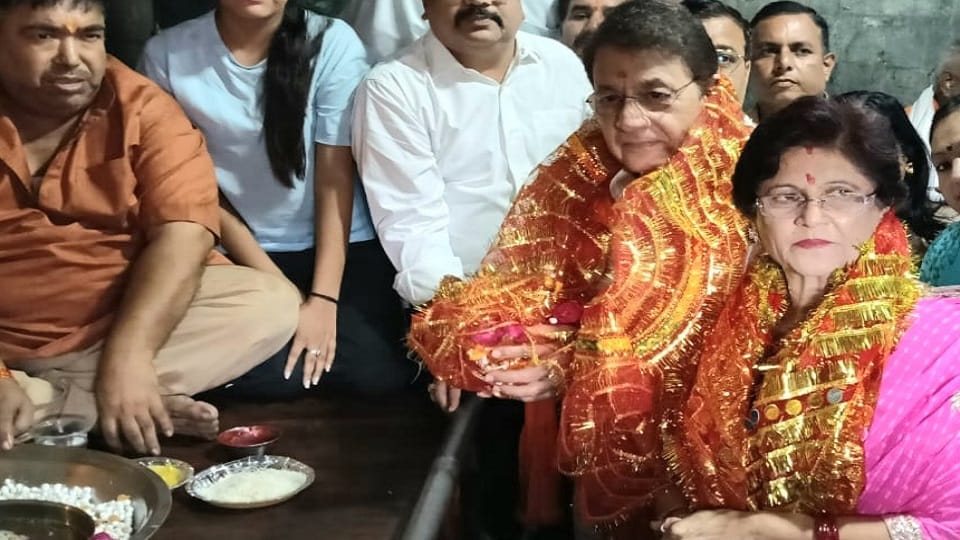 Meerut: MP Arun Govil and his wife observed Nirjala fast on the Prime Minister's birthday, know what they said