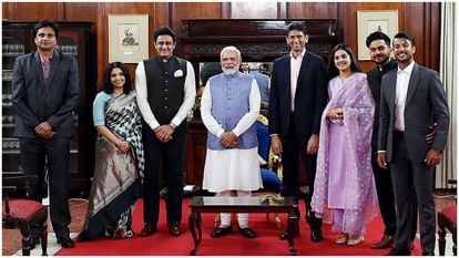 PM Narendra Modi Turns 75: Sunil Gavaskar, Sania Mirza, Sports Stars Lead Birthday Wishes