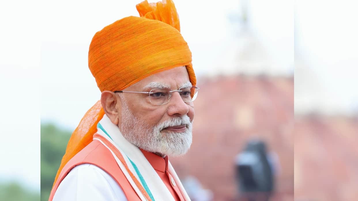 PM Narendra Modi Birthday Know His Fitness Secret Lifestyle Tips in Hindi