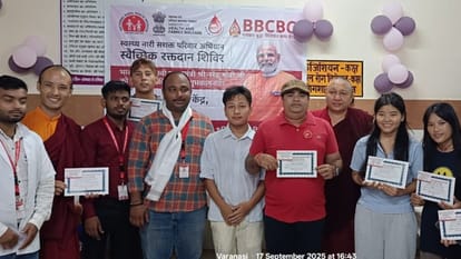 PM Modi Birthday Students donated blood on PM birthday BJP members did social work