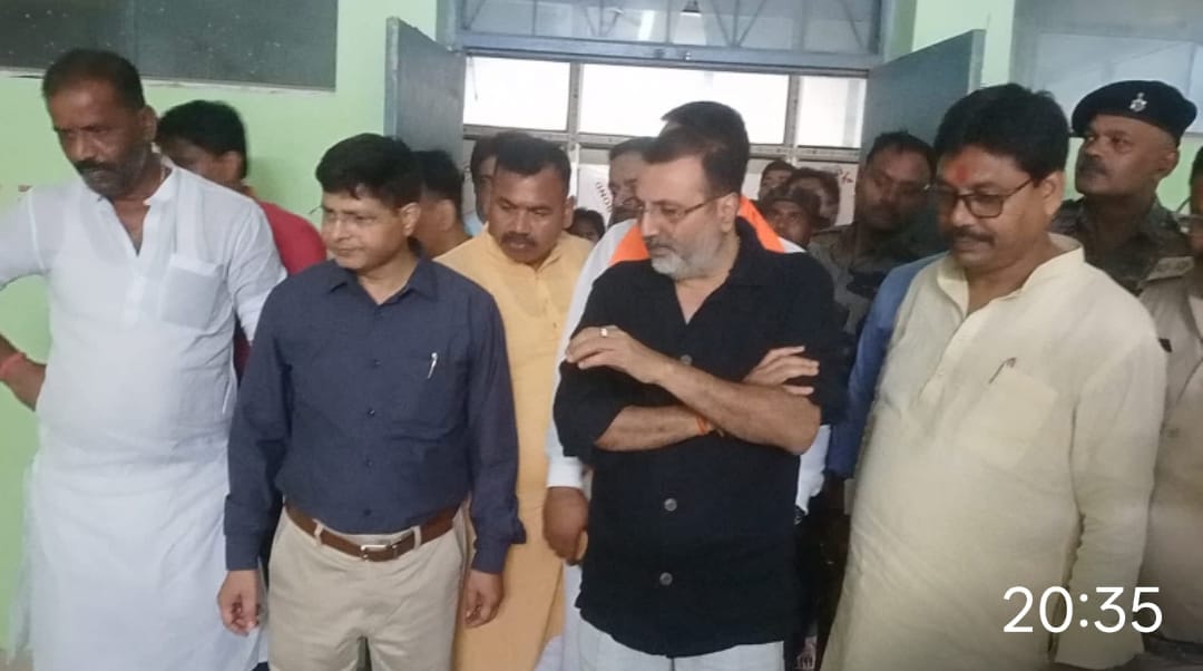 सांसद निशिकांत दूबे