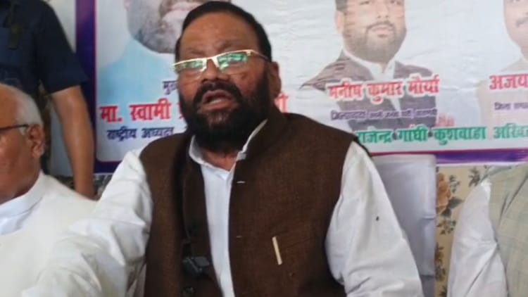 UP: मां का सम्मान हर जगह समान है, पीएम की मां हमारी भी मां; स्वामी प्रसाद मौर्य ने काशी में कही ये बात