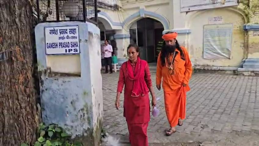 Sadhvi of Juna Akhara receives death threat over phone
