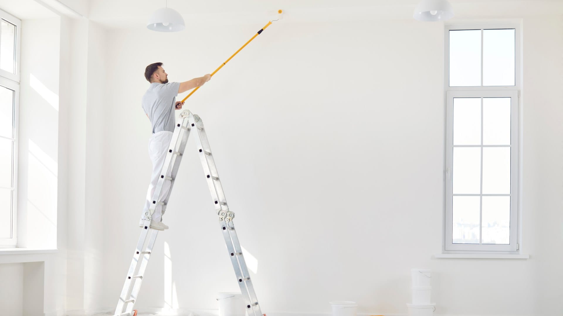 Why Wall Paint Peels and Blisters: Causes and Common Mistakes to Avoid