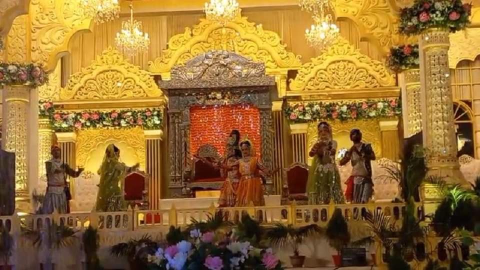 Crowds gathered at Janakpuri mahotsav in agra