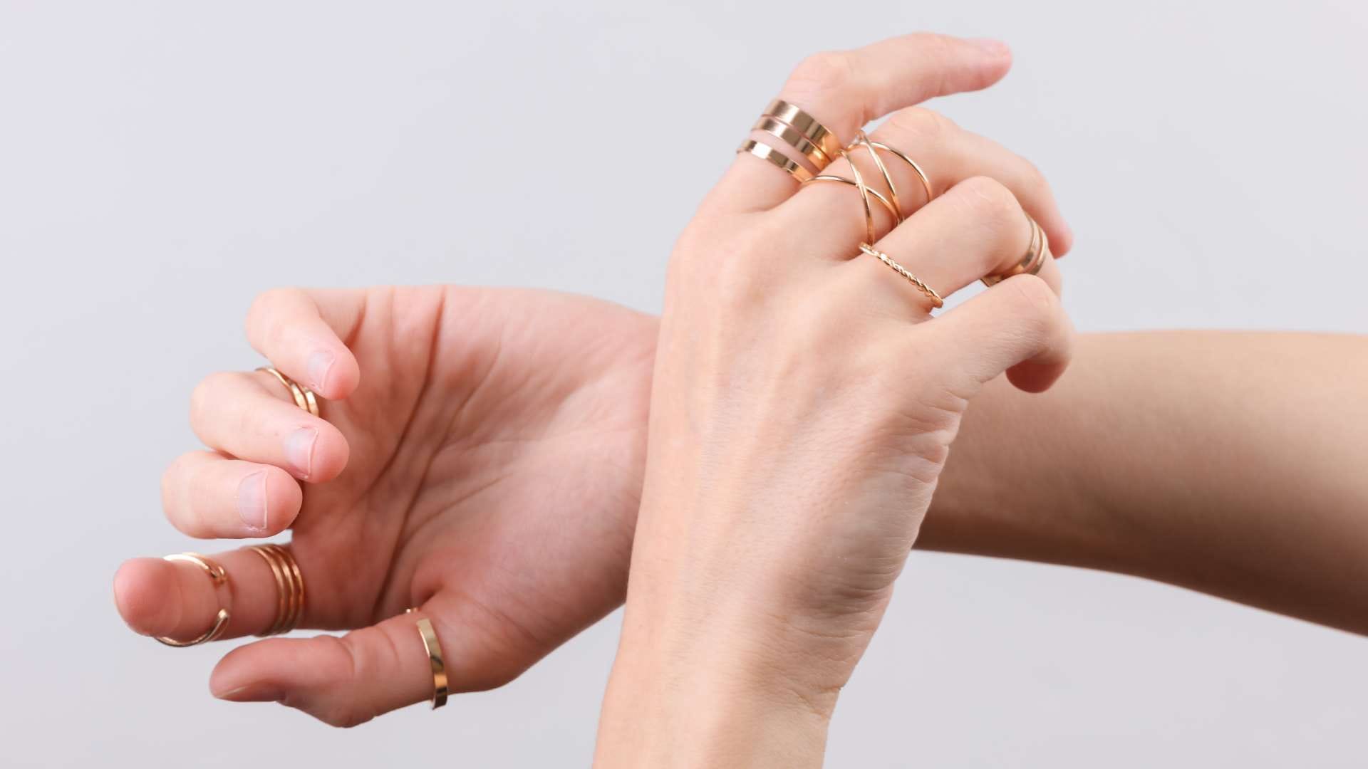 astro tips for wearing gold benefits of wearing gold ring sona ka ring kis ungli me pahne