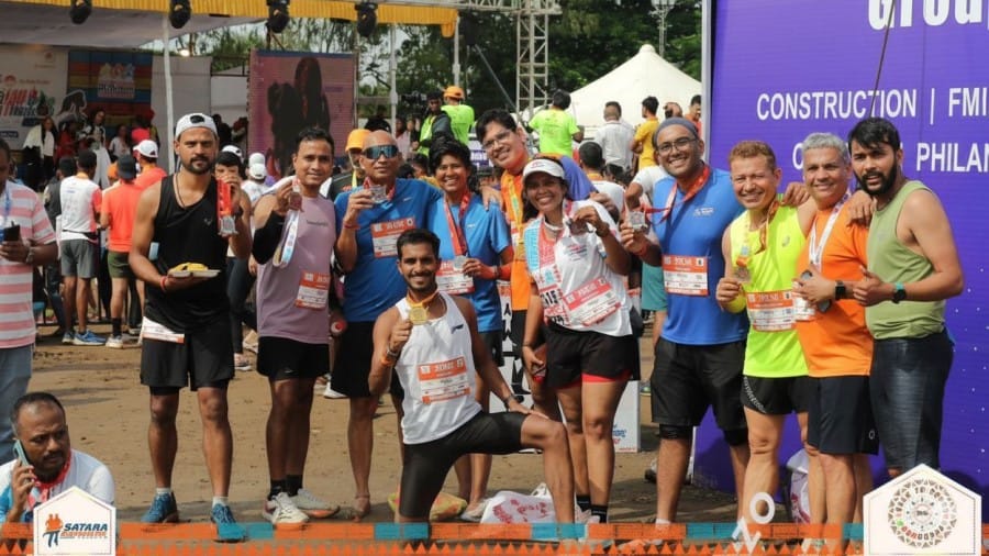 Indore News Manish Pacer's Army runners Satara Hill Marathon