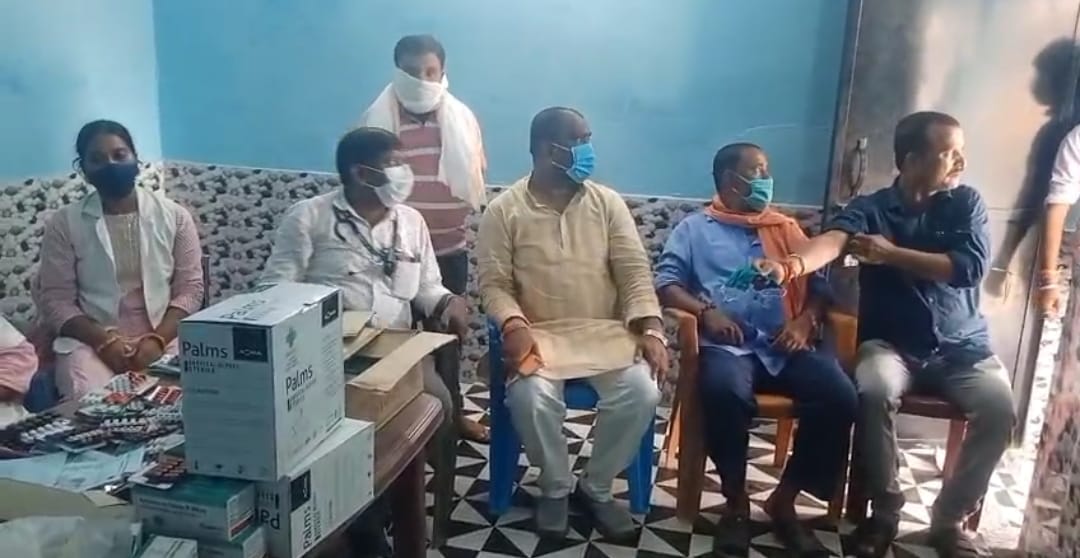 Diarrhea Outbreak in Darbhanga  2 Dead 100 plus People Fall Sick Bihar News in Hindi