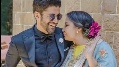 Farhan Akhtar wishes Shabana Azmi on her 75th birthday asks her to say no to cucumber sandwiches